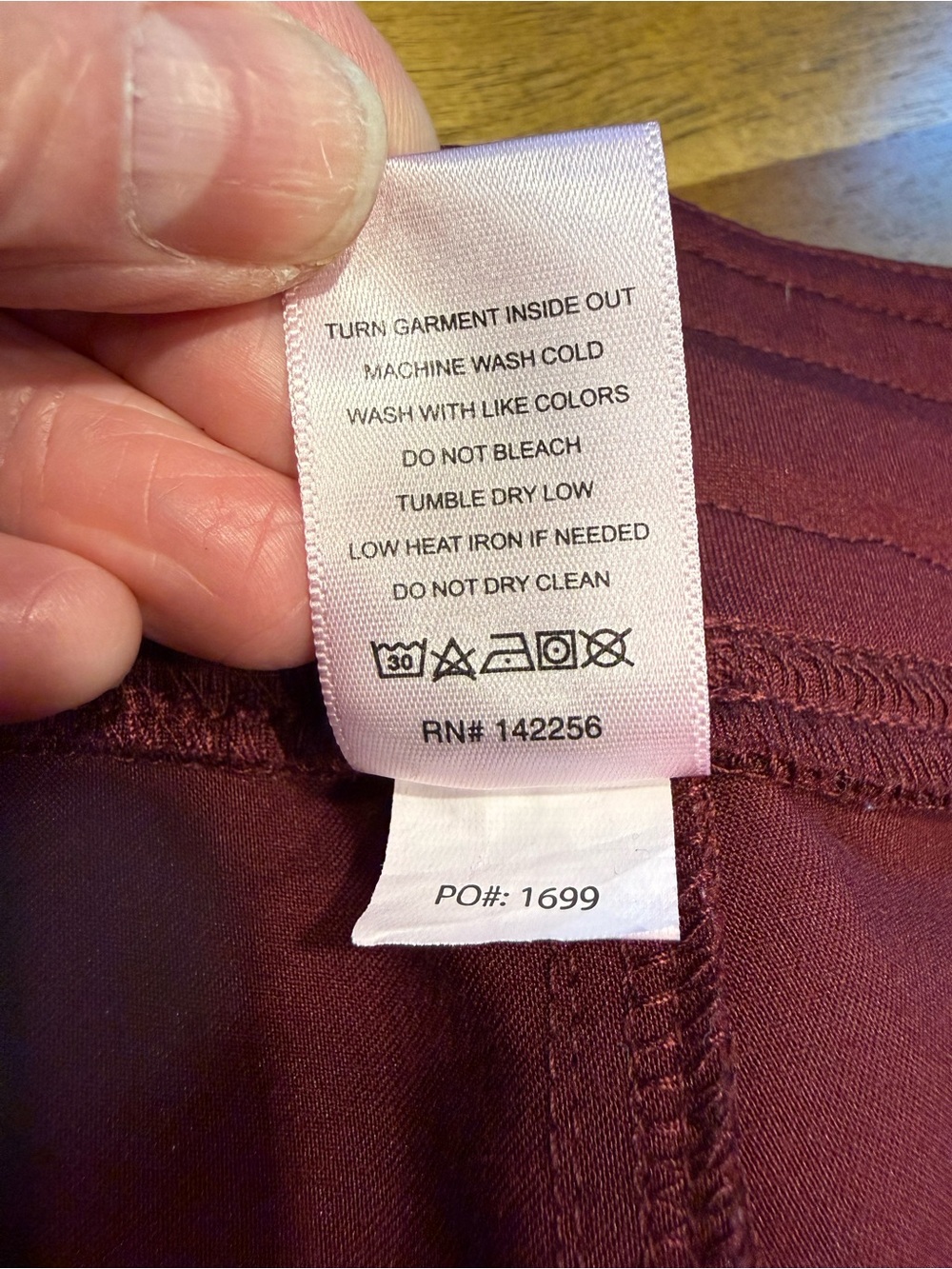 FIGS Kade Cargo Scrub Trousers in Burgundy with Gray Tie XXL short - Picture 6 of 11